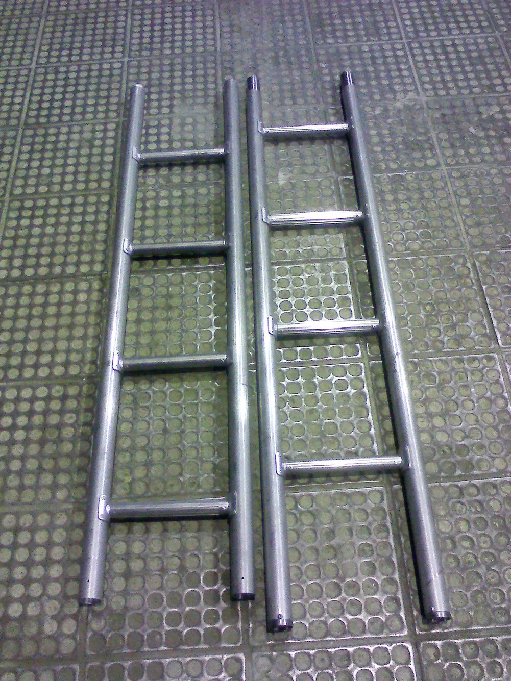 Разборная лестница-палка спортивная для соревнований по пожарно-прикладному спорту (2 части)